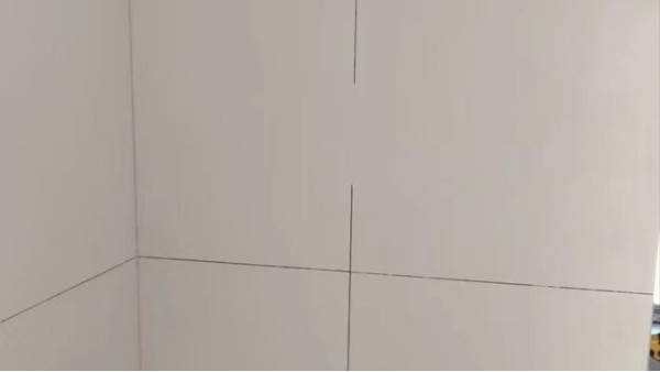 “一磚一色”美縫新潮，為何天冬聚脲美縫劑獨(dú)具優(yōu)勢？